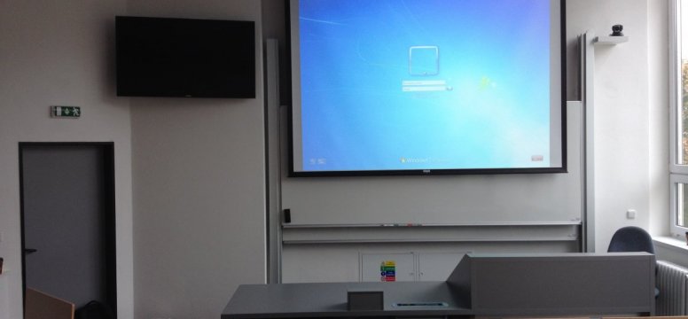 Masarykova univerzita EsF